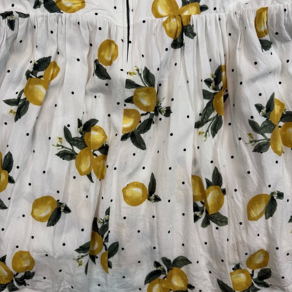 Torrid 00 Lemon Print Babydoll Tank Top Polka Dot Zip Back Cami Size 10-12 - Picture 3 of 8
